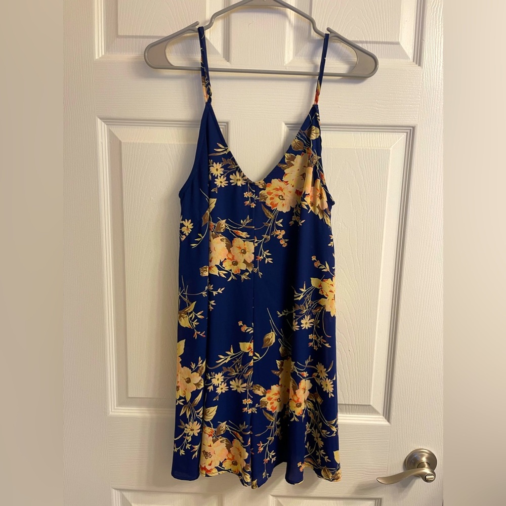 Super cute romper; great for layering; low back; lined; SzM; excellent condition